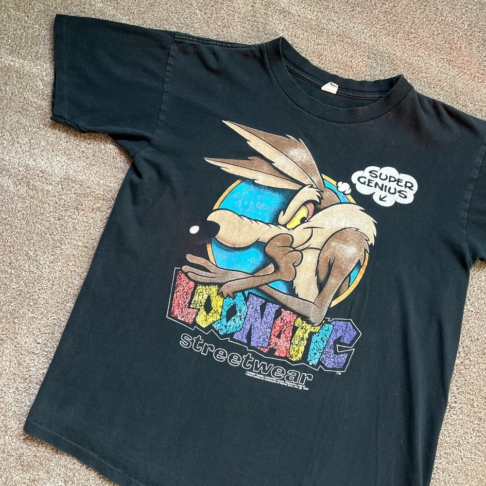 VTG 90’s Wile E. Coyote Faded Black Tee - Picture 4 of 5
